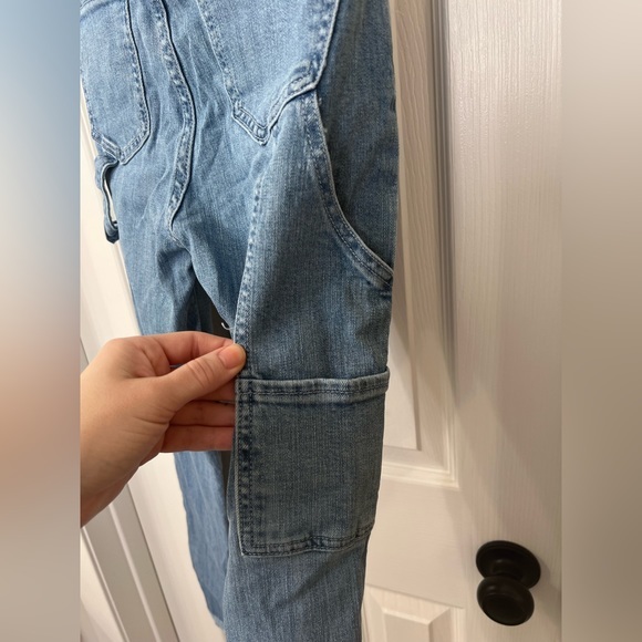 Blue Ankle Jeans with Fringe Bottoms - Picture 5 of 9